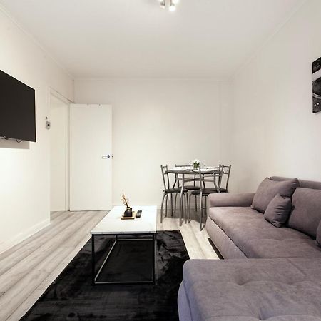Beautiful One Bedroom Flat In Scott Ellis Gardens London Exterior foto